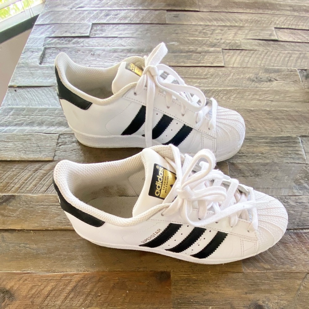 Adidas Superstar